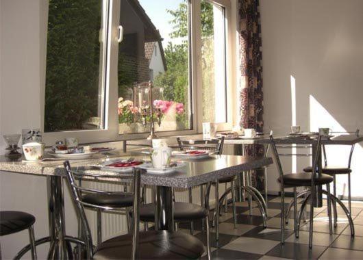 Hotel Garni Haus Schoenberger Heiligenhaus Esterno foto