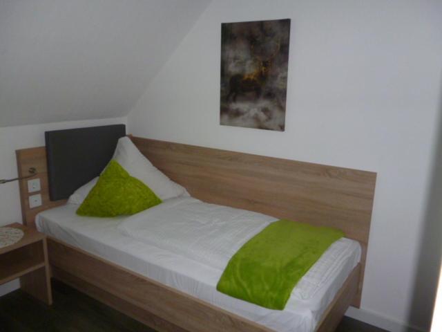 Hotel Garni Haus Schoenberger Heiligenhaus Esterno foto